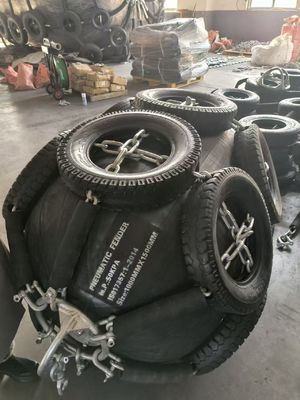 船舶と岸辺施設のためのカスタマイズ可能なゴム用気圧式海上フェンダー