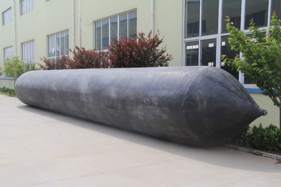 海上建設プロジェクト用の 1.5m × 15m の海上ゴムエアバッグ