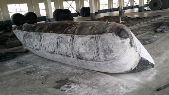 CB/T-3837 標準 1.5m × 15m 船舶のリフティングのための海上ゴムエアバッグ