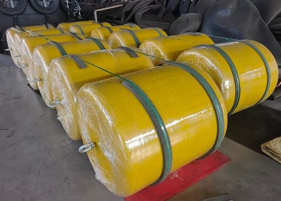 海上および産業用用途のための泡で満たされたフェンダーで無敵の保護
