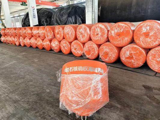 警告 ボイ: 欠かせない 海上 安全 装置