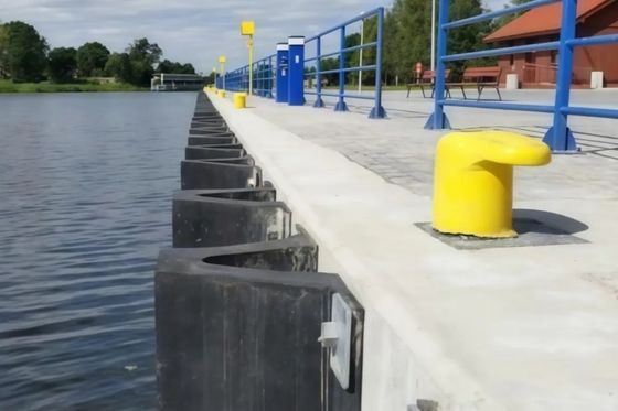 ゴムアーチフェンダー