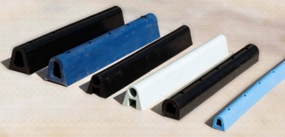 D型ポリウレタンフェンダー